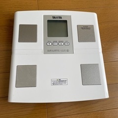 【ネット決済】タニタ　体組成計機能付き体重計