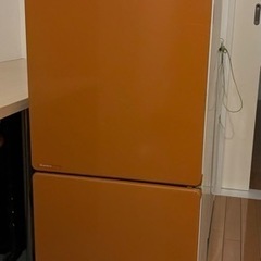 オレンジ色の冷蔵庫【¥0】
