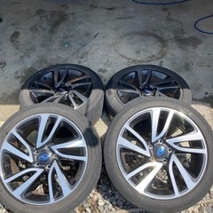 レヴォーグ純正18インチタイヤホイール