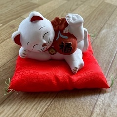 陶器❓😺猫　飾り　京都人形　ネコに小判