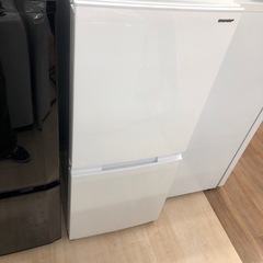 安心の1年間動作保証付2ドアの冷蔵庫