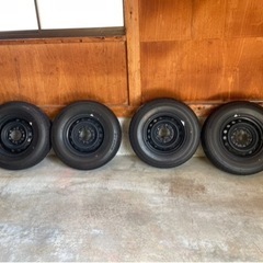 ハイエース新車 外し ホイール195/80R15 107/105N