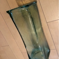 ガラス瓶 大（高さ30cm強）アンティーク調　ヴィンテージ　花瓶...