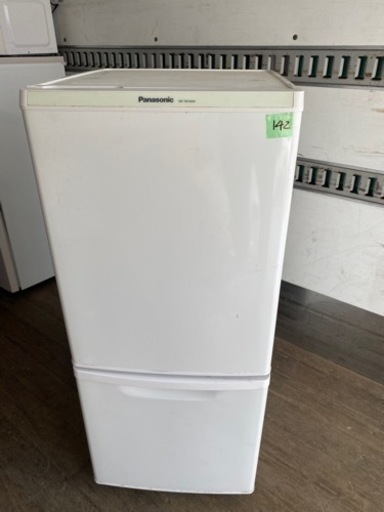 NO142❗️ 福岡市内配送無料　Panasonic 137L 2ドア冷蔵庫NR-TB146W-HG 右開き