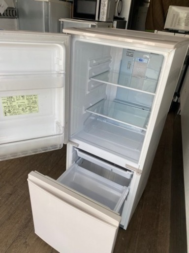 福岡市内配送無料 シャープ SHARP SJ-PD14B-C [冷蔵庫 （137L