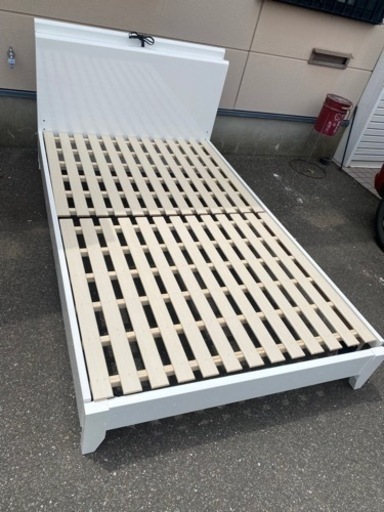 福岡市内配送無料　セミダブルベッド　マットレスセット
