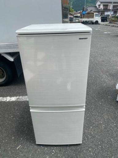 福岡市内配送無料　2019年 シャープ 137L 2ドアノンフロン冷蔵庫 keyword キーワードホワイト SJ14E6KW
