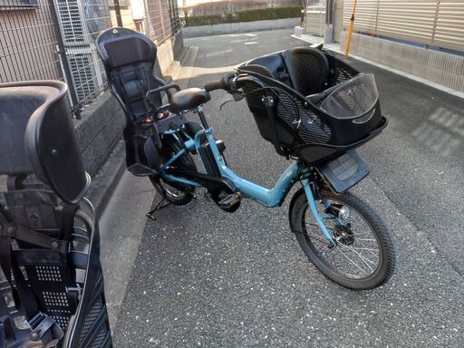 e239️土日もお子様と土足のままいろいろなタイプの電動自転車ご試乗可能  ️電動自転車・リサイクル専門店　　ご試乗をしてから、ご購入できます。  ２０インチ、チャイルドシート、２人乗り、３人乗り、１人乗り電動自転車  バカ良心的な電動自転車屋１００日間・安心の無料点検・️無料交換保証サービス付き  後ろチャイルドシートを大きめのかごに変更のオプション無料です。  バッテリーは新品の９０％以上の性能です。  １回の充電で３０Ｋ