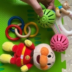 おもちゃ赤ちゃん用　アンパンマン　コンビ