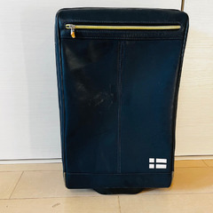 スーツケース innovator/ジャンク品　54×34×24センチ