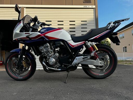 綺麗な車体！CB400Super ボルドール VTEC Revo