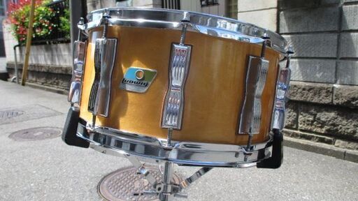 LUDWIG スネアドラム　いかがでしょうか（購入希望の方値引き有ります）