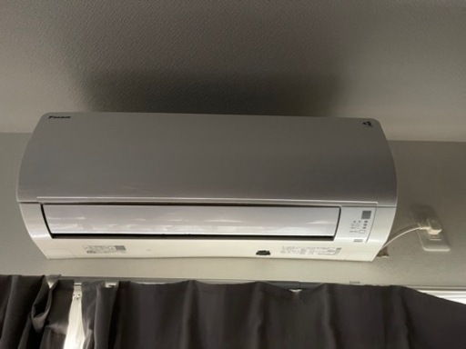 DAIKIN ルームエアコン　18畳用\n