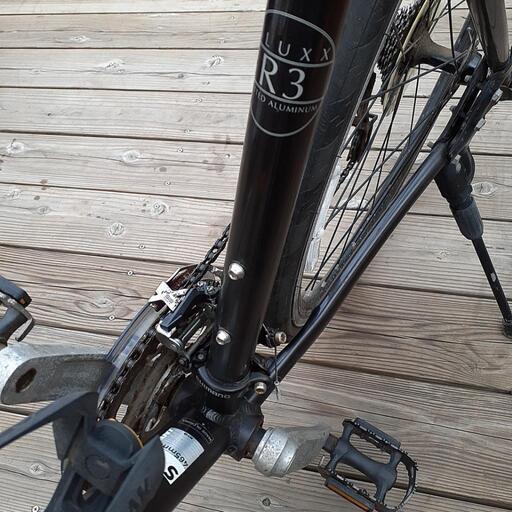 Giant Escape クロスバイク 700×28c アルミフレーム クロスバイク