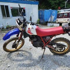 ヤマハ　 バイク 250cc XT250X　 書類有り　不動車