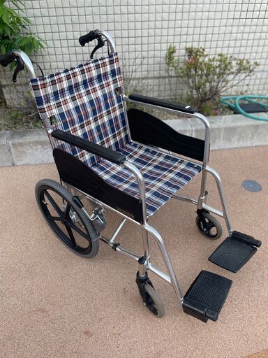 【中古・美品】シンプル　車椅子　チェック柄