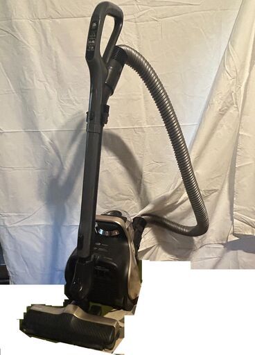 サイクロン掃除機 東芝VC-JS4000  ヘッド付 2016年式 美品 使用少ない