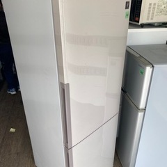 No144❗️福岡市内配送無料 シャープ SHARP プラズマクラスター搭載冷蔵庫 (270L・右開き) 2ドア ベージュシルバー SJ-PD27X-S