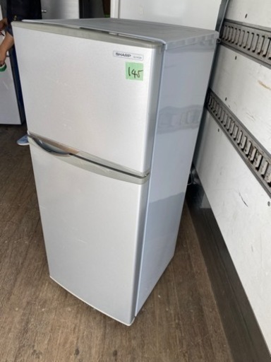 No145❗️ 福岡市内配送無料 シャープ SHARP 直冷式冷蔵庫 （118L・右開き） 2ドア シルバー系 SJ-H12W-S