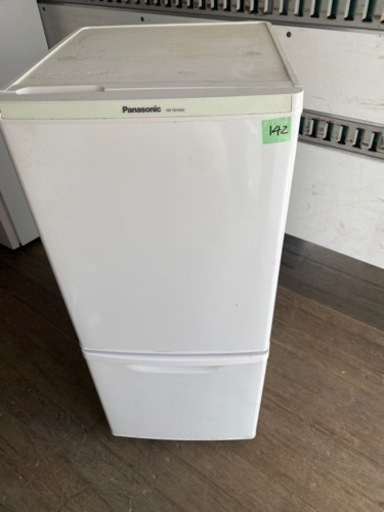 NO142❗️ 福岡市内配送無料　Panasonic 137L 2ドア冷蔵庫NR-TB146W-HG 右開き