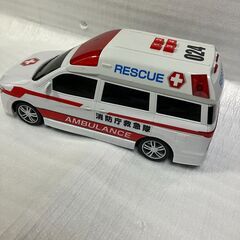 【中古玩具】車玩具　救急車