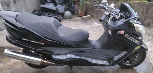 ⭐スズキスカイウェイブ250SS　黒　CJ46A　LEDウインカーにプロジェクターヘッドライト、スモークテールのスタイリッシュカスタム ⭐スズキスカイウェイブ250SS 黒 CJ46A LEDウインカーにプロジェクター