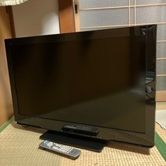 32型 2011年製 Panasonic　液晶テレビ