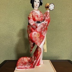 日本人形①　　　着物美人