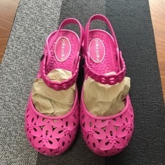 靴/バッグ 靴 サンダルKISSサンダルピンク色