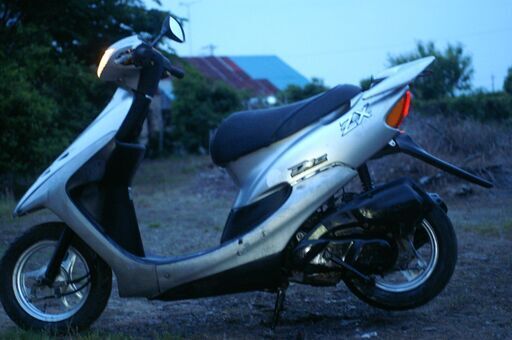 高馬力2スト ライブディオ ZXはね 千葉配達可茨城 ヘルメット付 高馬力2スト ライブディオ ZXはね 千葉配達可茨城 ヘルメット付 高