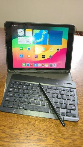 値下げしまーす❗iPad本体　第8世代　32GB  キーボード、電子ペンシル付き
