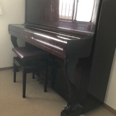 ピアノの譲ります。