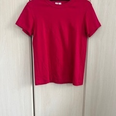 UNIQLO U Tシャツ　ピンク系