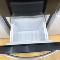 【半年間動作保証付き】Haier2ドア冷蔵庫　138L 2015年製