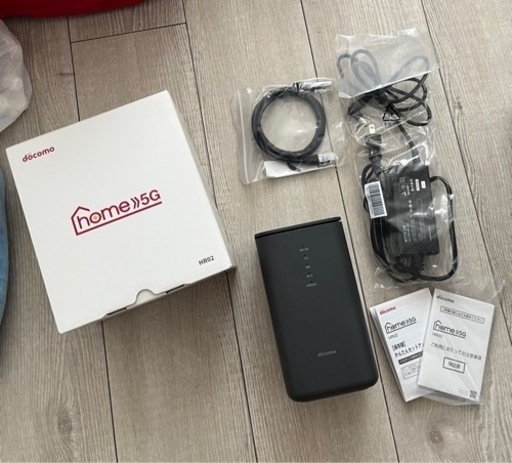 ヘッドフォン docomo Home5G HR02