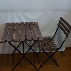 IKEA　折り畳みテーブル　折り畳み椅子　セット