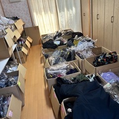 【本日ラスト】古着　1200枚くらい　物販　事業　副業　商品 本日ラスト】古着 1200枚くらい 物販 事業 副業 商品