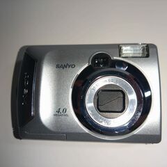 sanyo デジタルカメラ　Xacti  S4