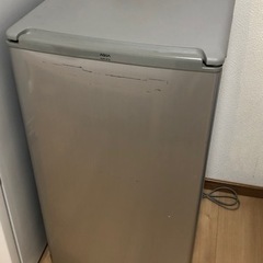 冷蔵庫　AQUA AQR-81A