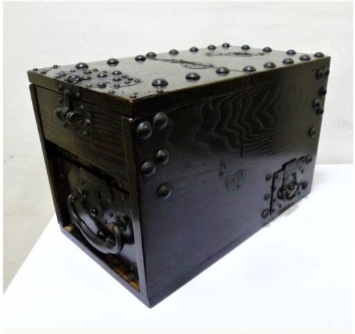 希少　当時もの　船箪笥　銭箱　からくり箪笥　鍵付き　高さ29㎝　幅25.5㎝　コレクターアイテム和風　古民具　銭函　アンティーク　骨董