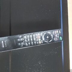 テレビと電子レンジをつけます
