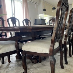 ８人用ダイニングテーブル