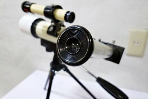 天体望遠鏡 小型望遠鏡 三脚付 テレスコープ ASTRONOMICAL TELESCOPE D=50mm F=300mm - 天体望遠鏡