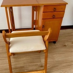 【ネット決済】折り畳み椅子　※机はありません
