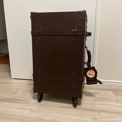 無料⭐︎0円⭐︎オシャレな革張りスーツケース