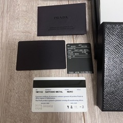 PRADA プラダ サフィアーノ 長財布 ブラック レザー PRADA サフィアーノ 二つ折り
