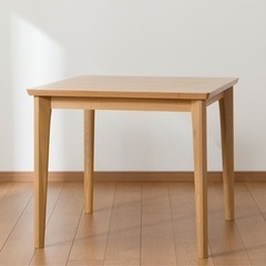 ニトリ製 ダイニングテーブル