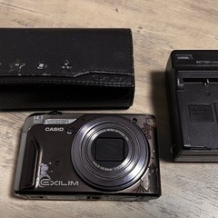 CASIO カシオ コンパクト 軽量 デジタルカメラ
