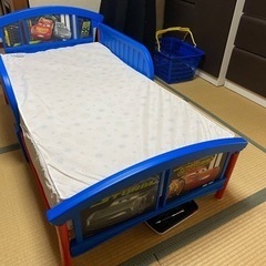 カーズ　幼児用ベッド