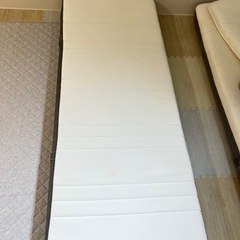 　IKEA　家具 ベッド セミシングルベッド